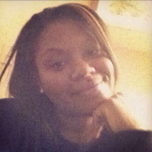 Meet your Posher, Nikki - Picture 1 of 1